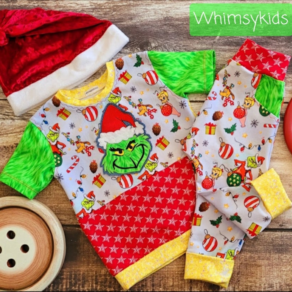 Boutique Whimsykids Boys Grinch Christmas Set 2T